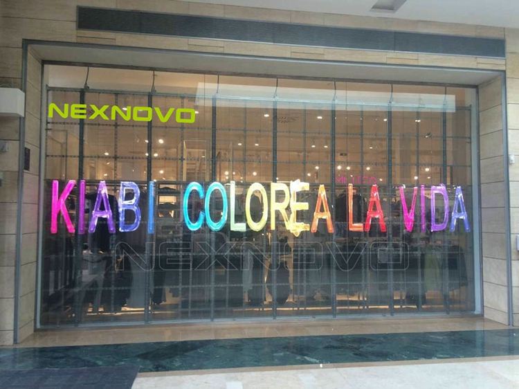 西班牙KIABI旗舰店橱窗透明LED屏